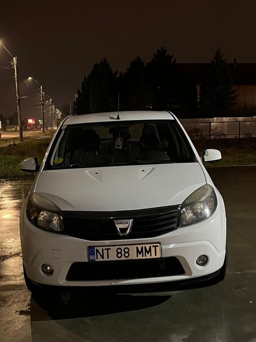 Vand Dacia Sandero 2010