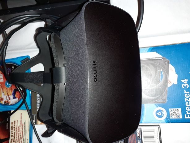 Căști VR Oculus rift + cablu fără accesorii.