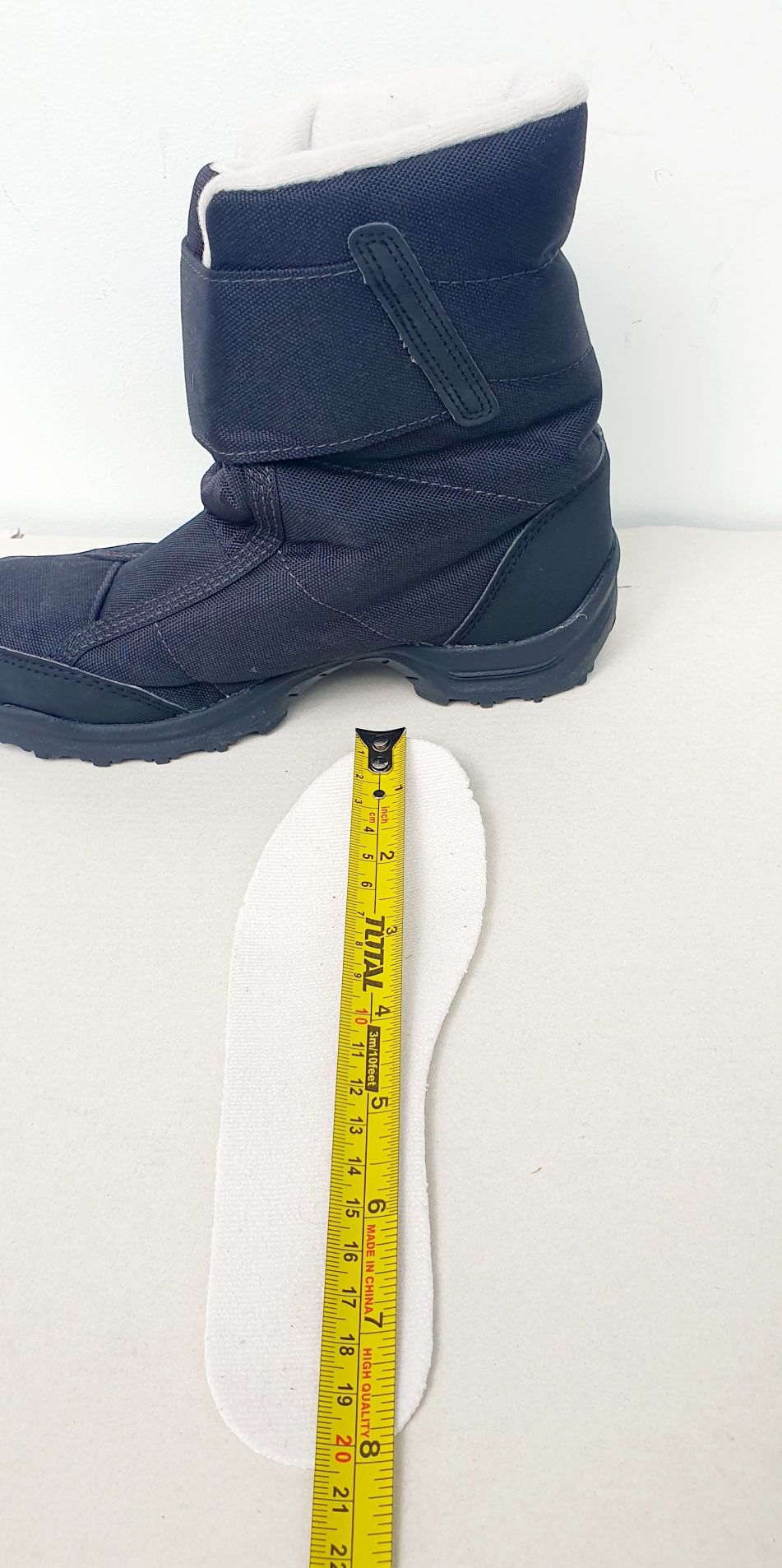 Cizme de iarnă impermeabile, Decathlon, masura 31-32. 20,5 cm interior