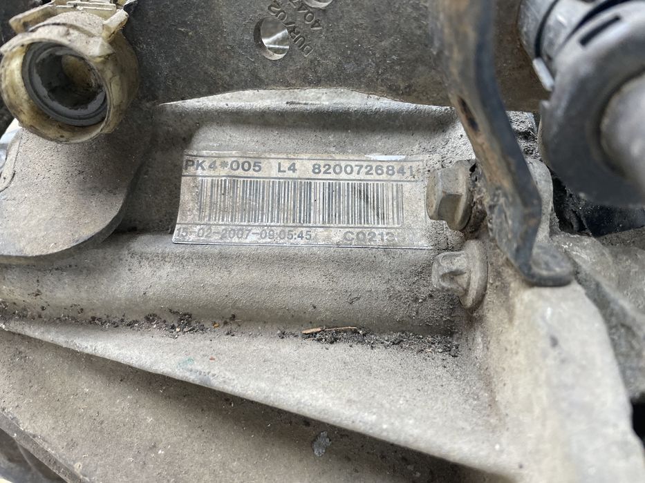 Cutie viteze Renault 2.0dci 6 trepte cod8200726841 cod8200562302