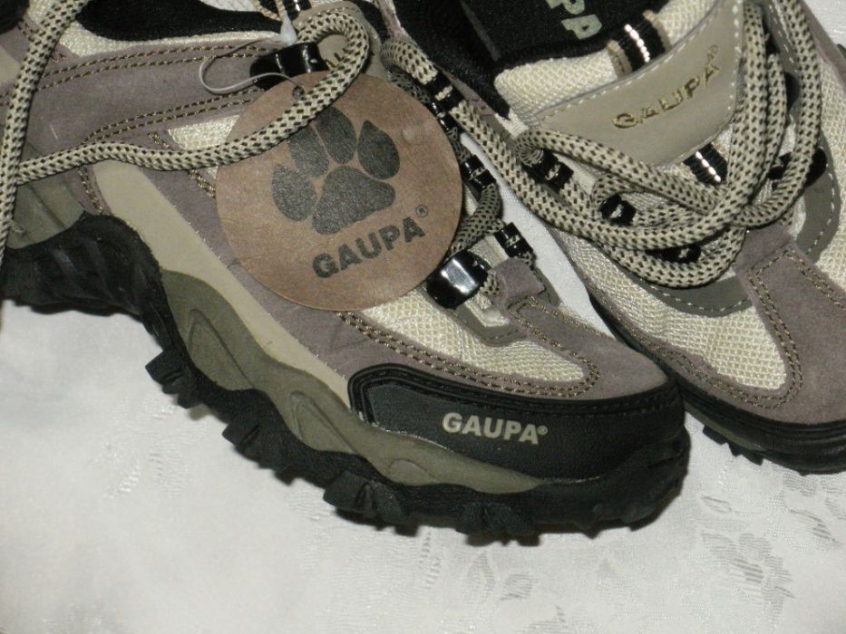 GAUPA детски нови с етикет 32