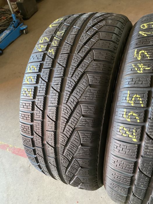 Anvelope iarna 255/45/19 Pirelli Sottozero 2 255 45 19 R19
