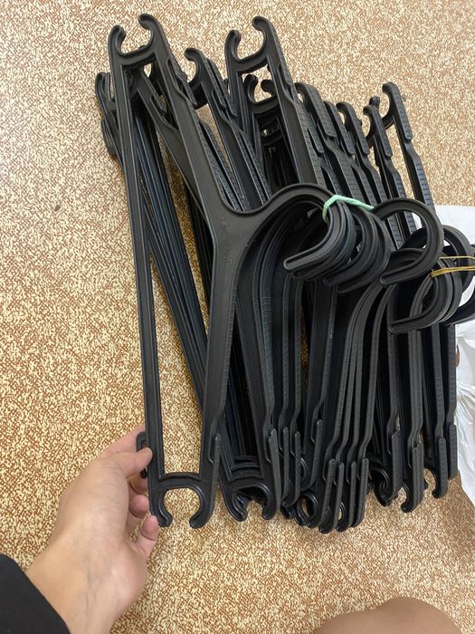 Вешалки для вещей