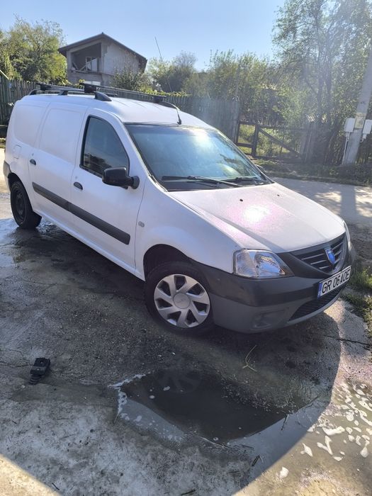 Vând Logan MCV marfă