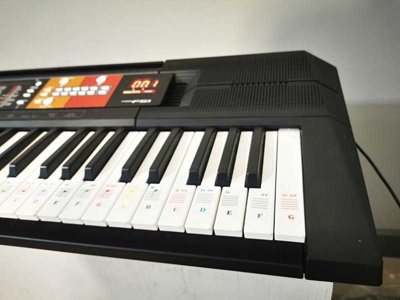 синтезатор клавир YAMAHA PSR-F51 пиано с 5 октави