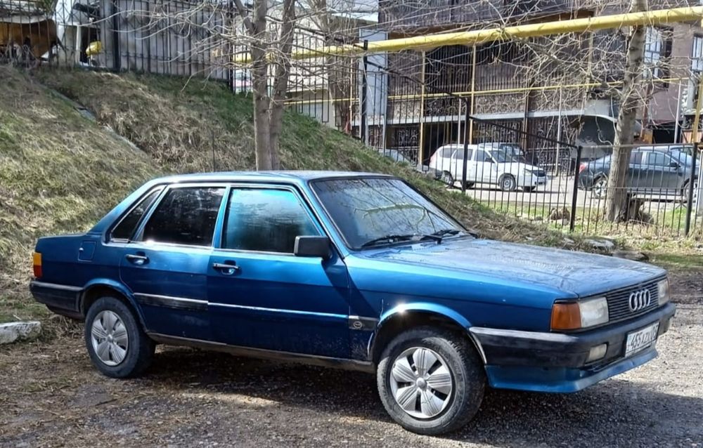 Продам Ауди 80 срочно