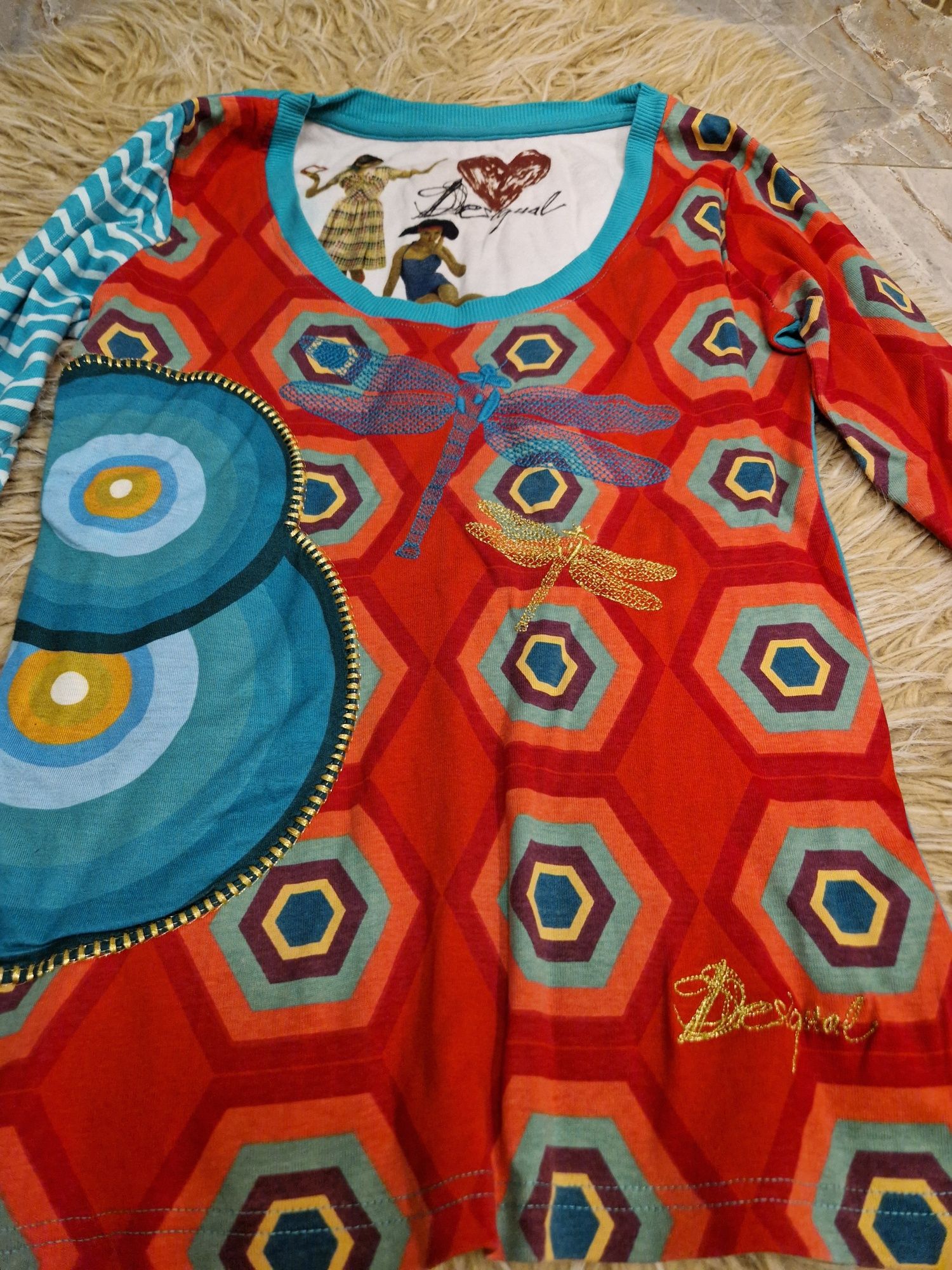 Bluza desigual mărimea s