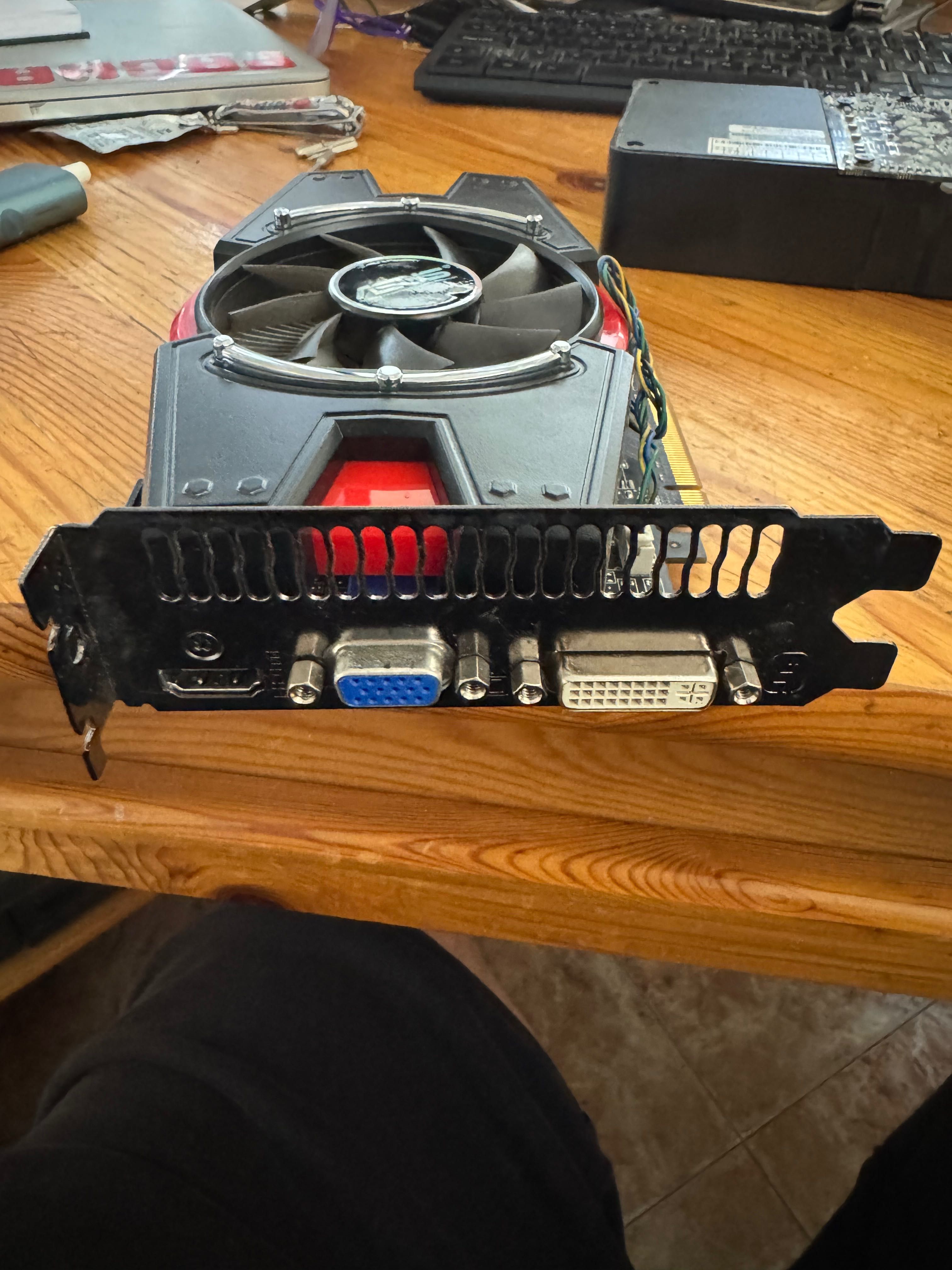 Видео карти Asus gts 450 и Evga gtx 660