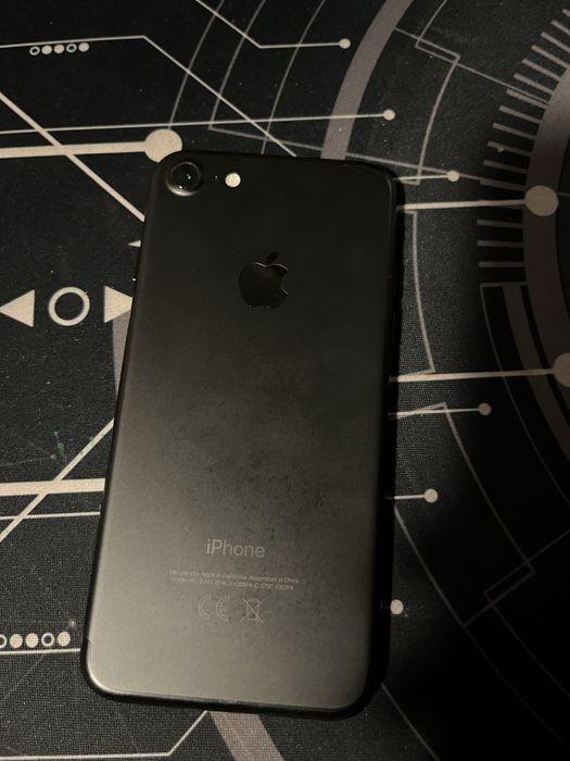 vand iphone 7 64gb