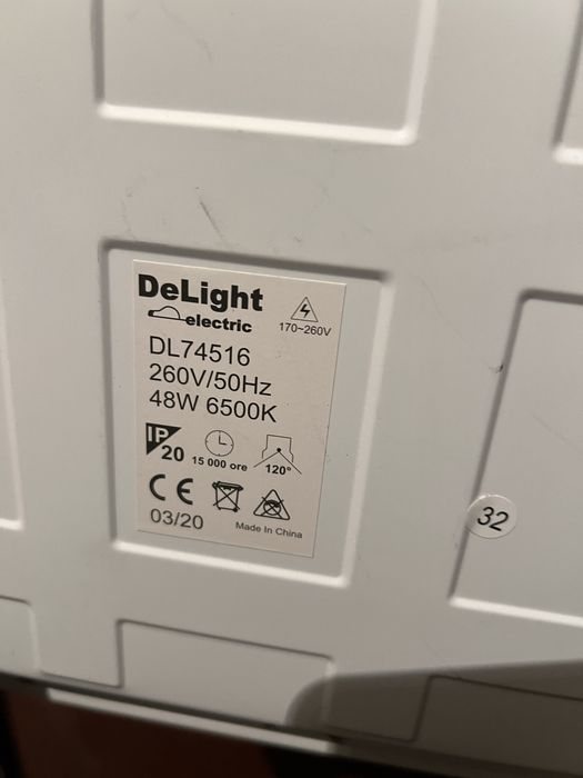 Lampa led Philips si Panou led DeLight