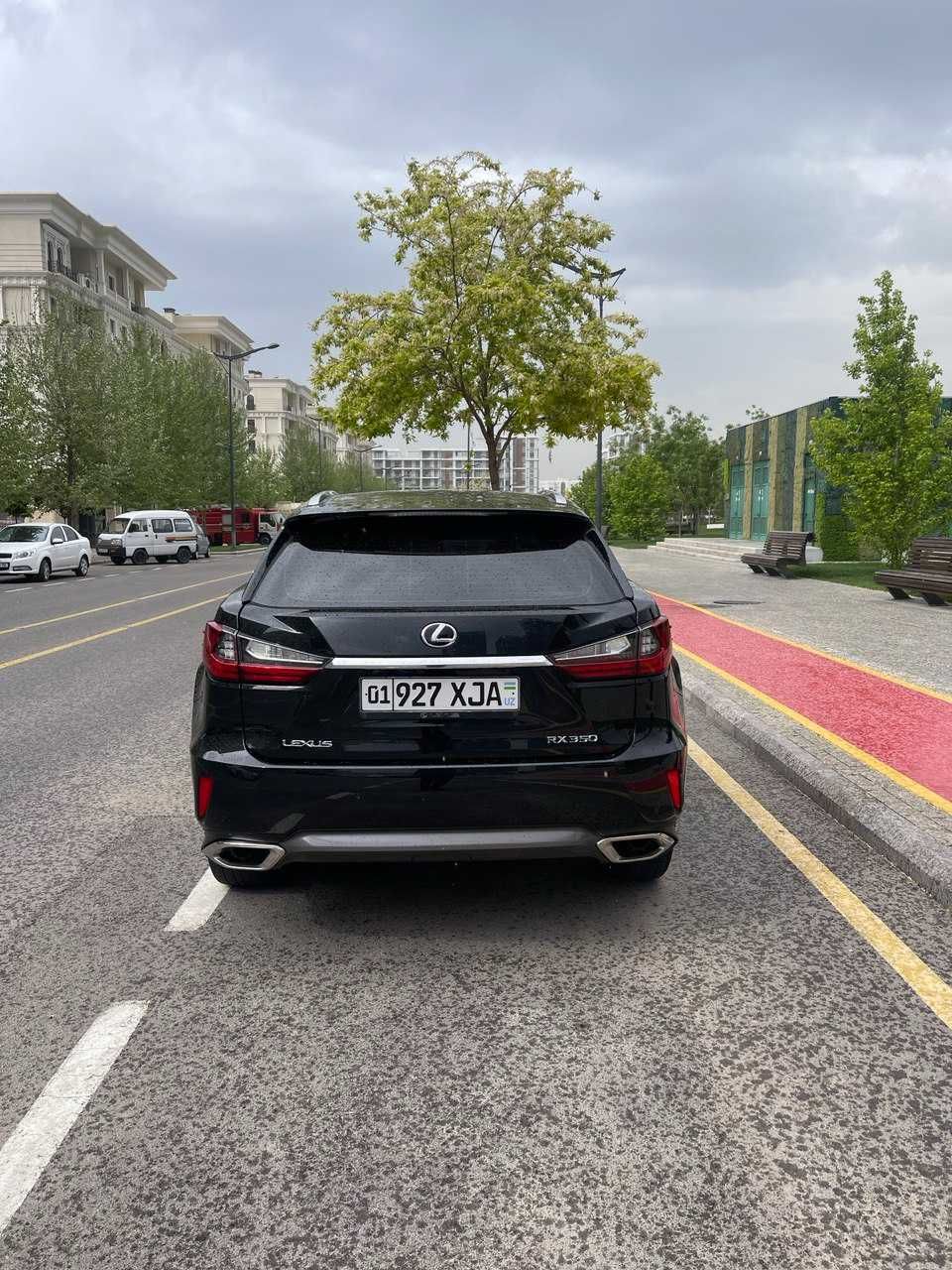 Lexus RX350 черный