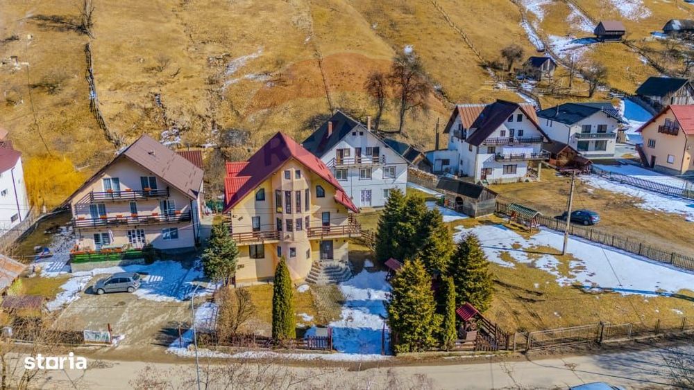 VILA SCANDINAVIA / Pensiune / Moieciu de Sus