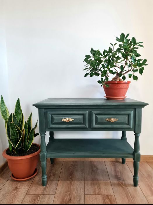 Masă / noptieră vintage Forest Green – vopsea de cretă + ceară natural