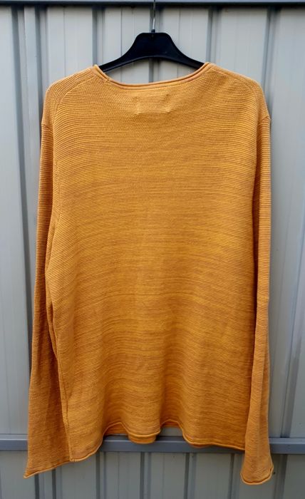 Pulover barbat . Nou