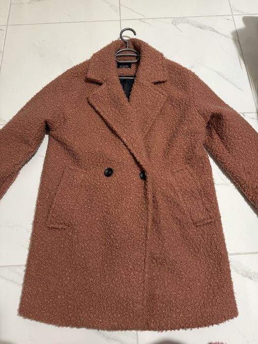 Дамско палто BERSHKA