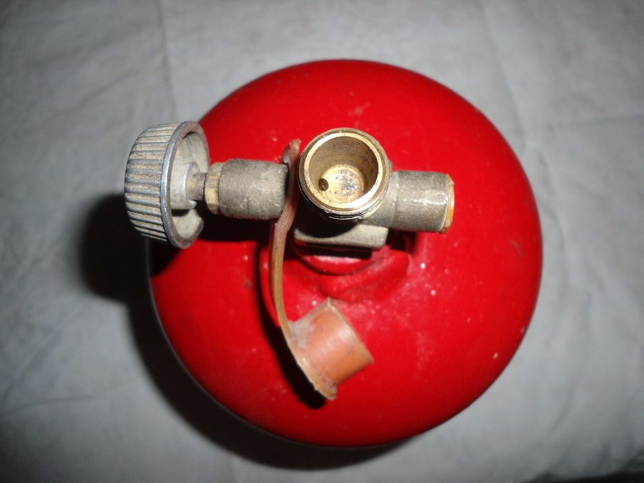Малка газова бутилка с котлон