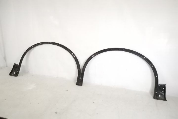 Bandou Aripa Overfender Dreapta Fata Original In Stare Buna Volkswagen