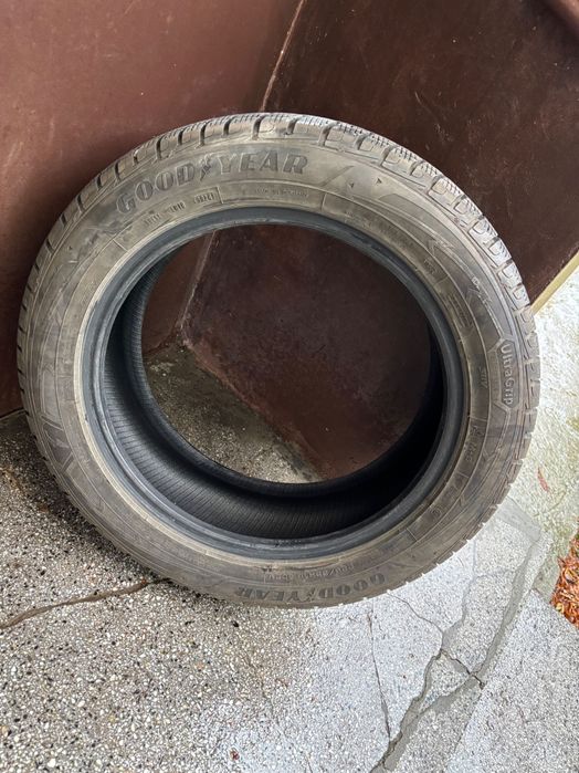 Зимни гуми Goodyear 225/55/18
