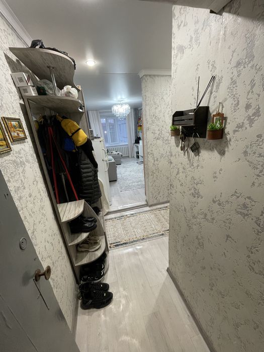 Обменяю двухкомнатную квартиру на трёхкомнатную, .