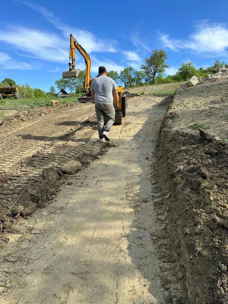 Sapaturi , demolari , excavator , cilindri compactori