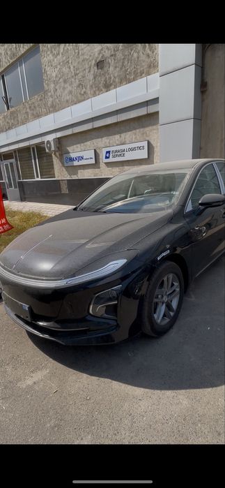 hongqi EQ 5 500 restayling naqt