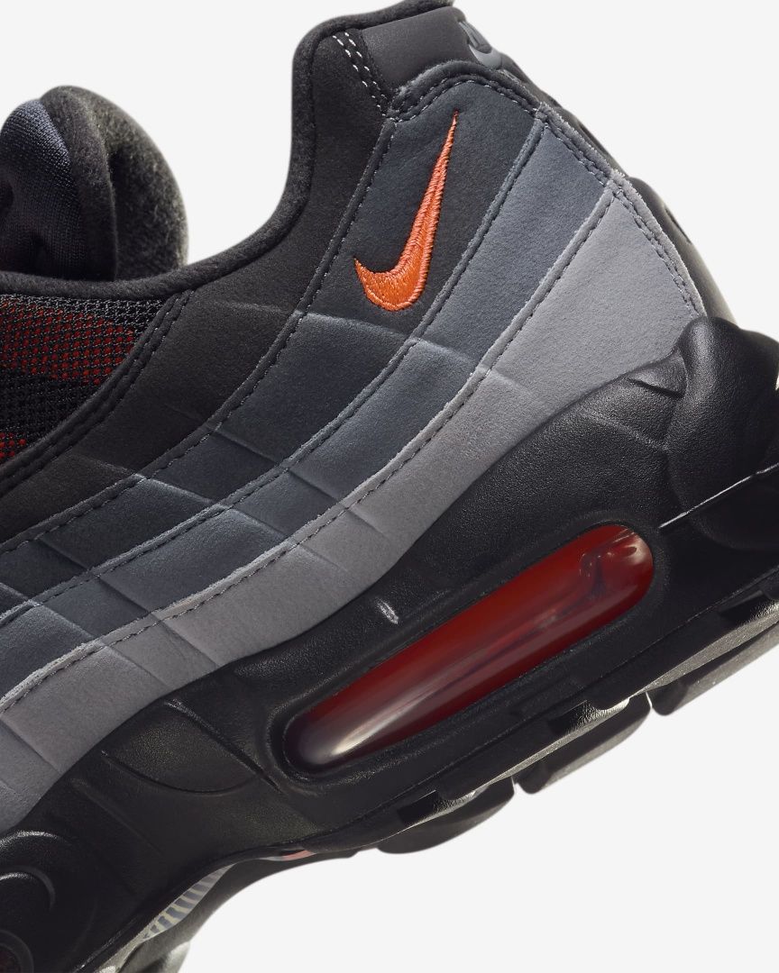 Nike Air Max 95 Black & Hyper Crimson