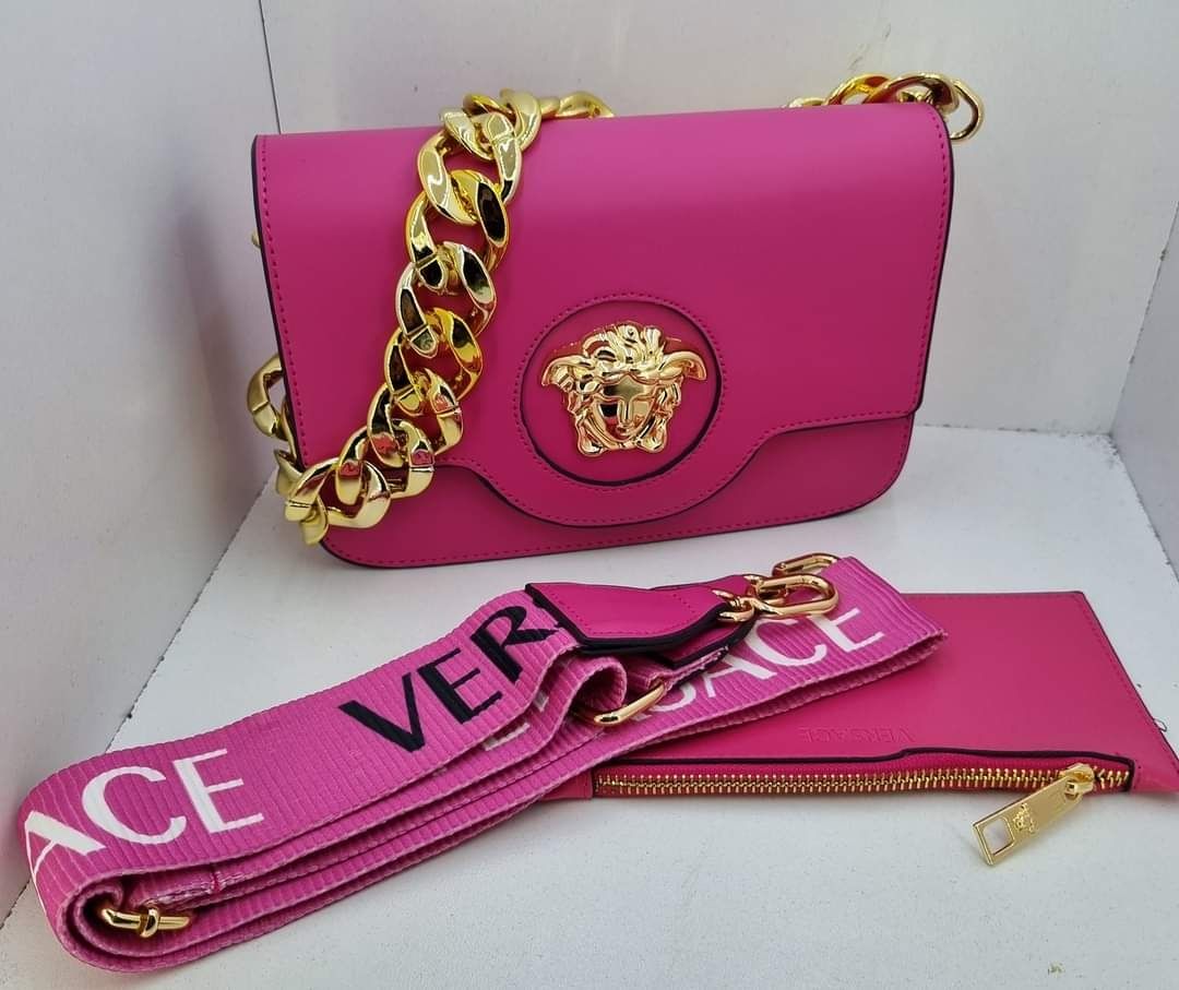 Дамски стилни чанти Versace, Prada