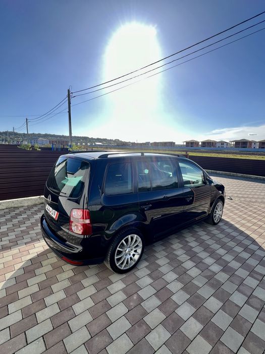 Vw Touran Higline-1.9 TDI