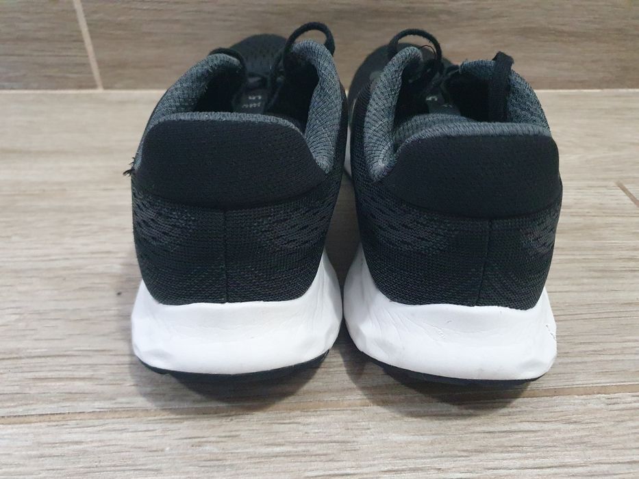 Маратонки New Balance 520 v8