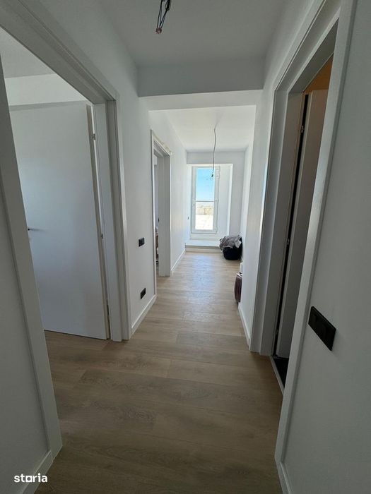 Vanzare duplex superb pe 2 etaje cu terasa de 270mp Metrou Berceni LUX
