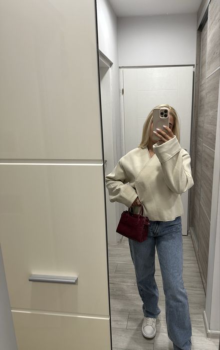Преходно яке gina tricot