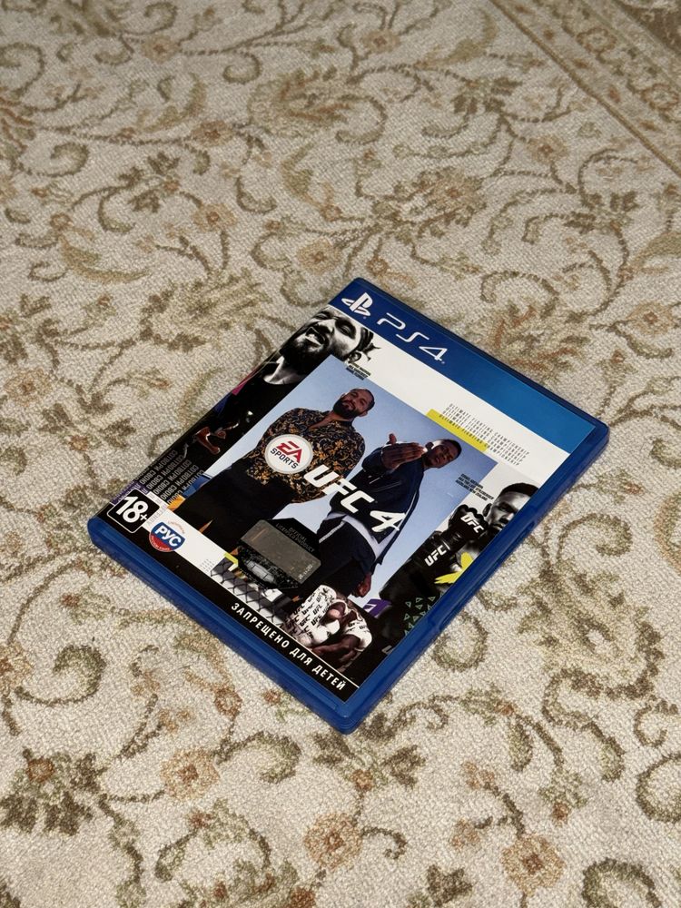 UFC 4 – диск для PS4 (совместим с PS5)
