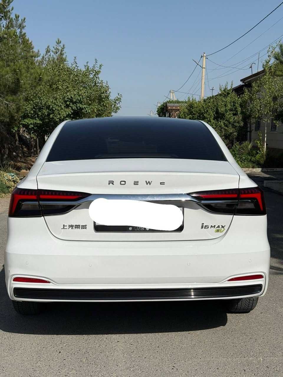 Продаётся машина Roewe i6 Max EV