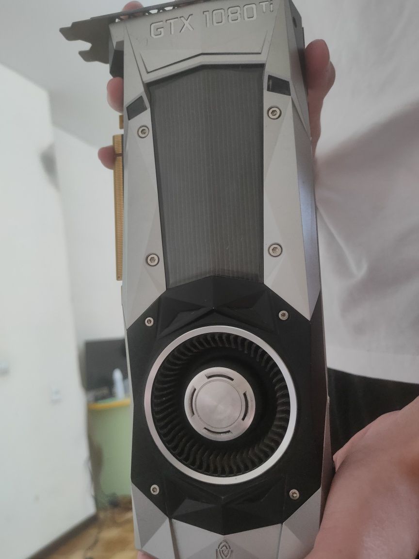 Продам видеокарту gtx 1080ti