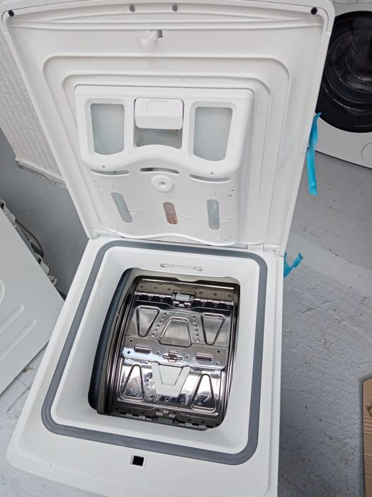 Mașina de spălat rufe verticala Hanseatic