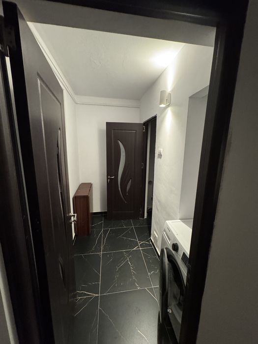 Garsoniera de inchiriat Metrou Brancoveanu/Piata Sudului