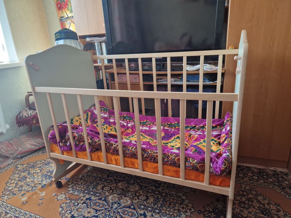 Продам детскую кровать