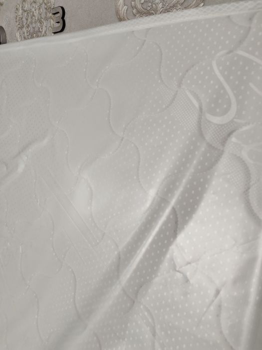 Продам матрас новый пружинный 160*200