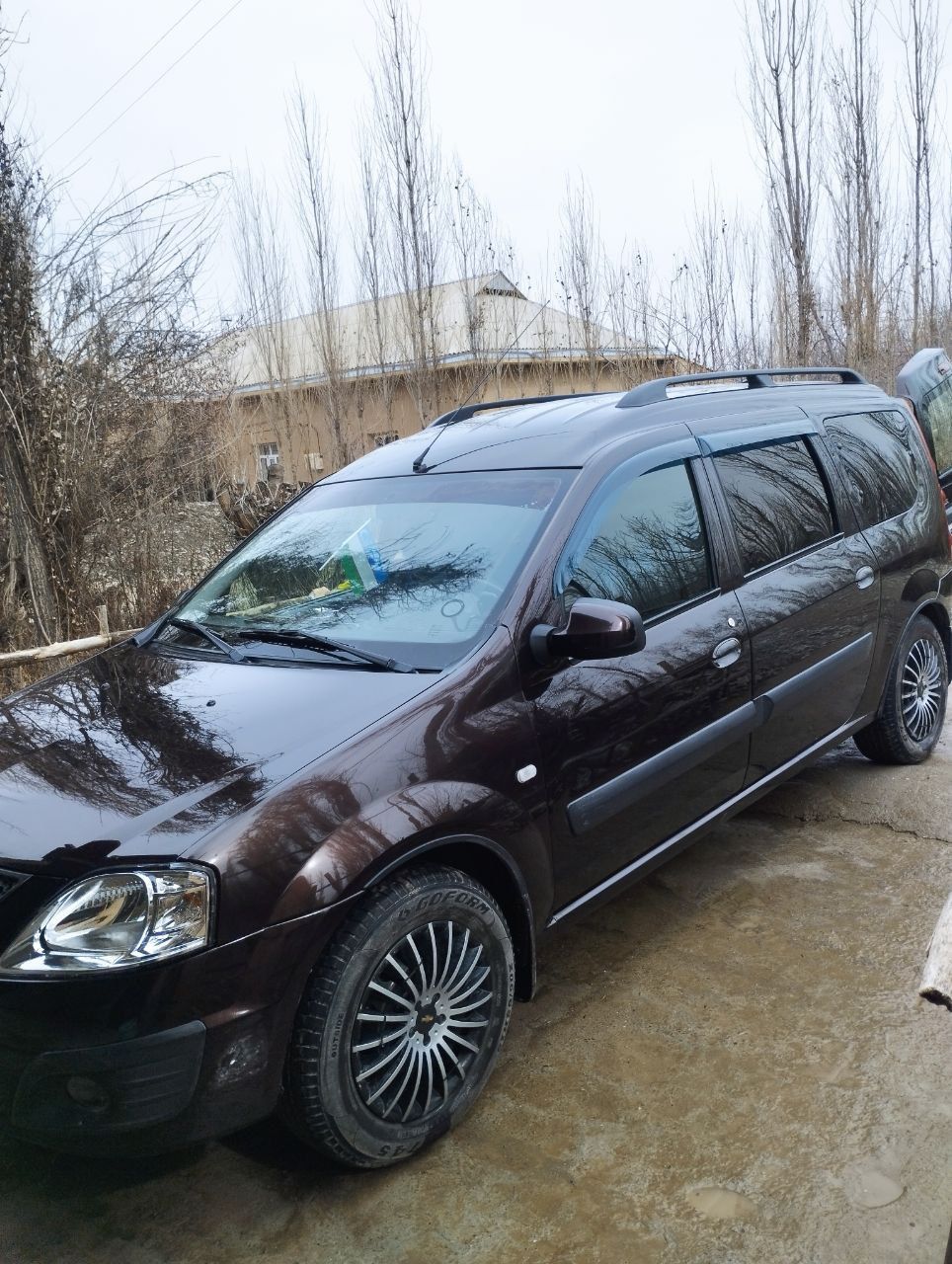 Lada Largus 2017