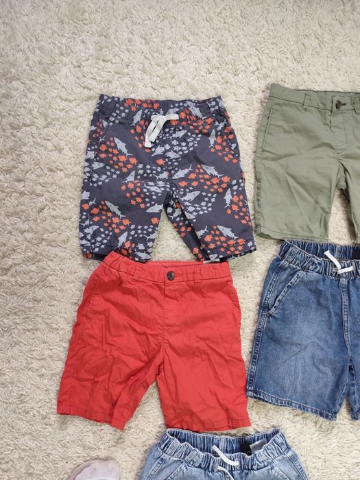 Pantaloni scurți hm 6/7 ani