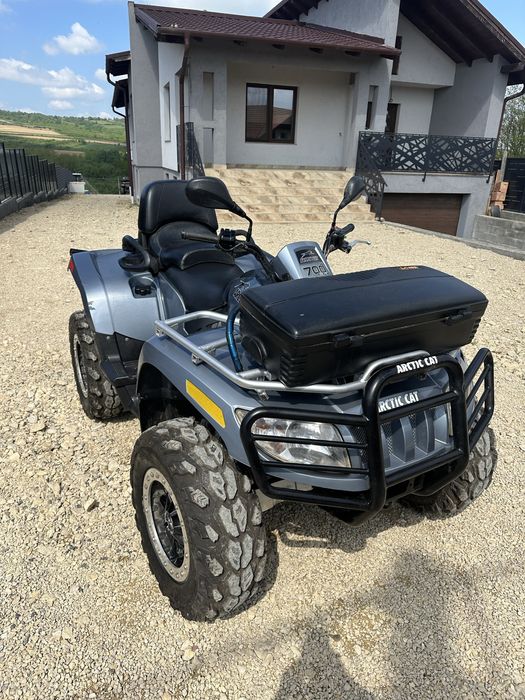 Artic cat 700EFI ( nu can am ,cf moto , linhai )