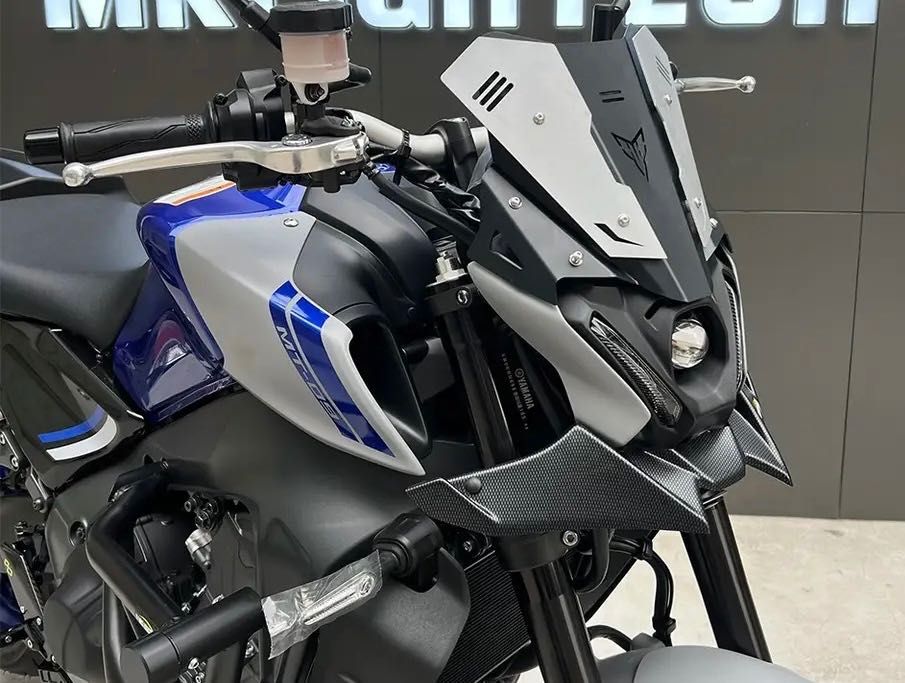 Yamaha MT-09 карбонов фейринг / добавка / калник