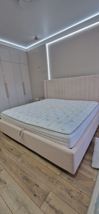 Продам матрас 200/200
