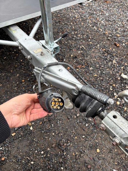 Remorcă Kress - capacitate 1 tonă (1000 KG)