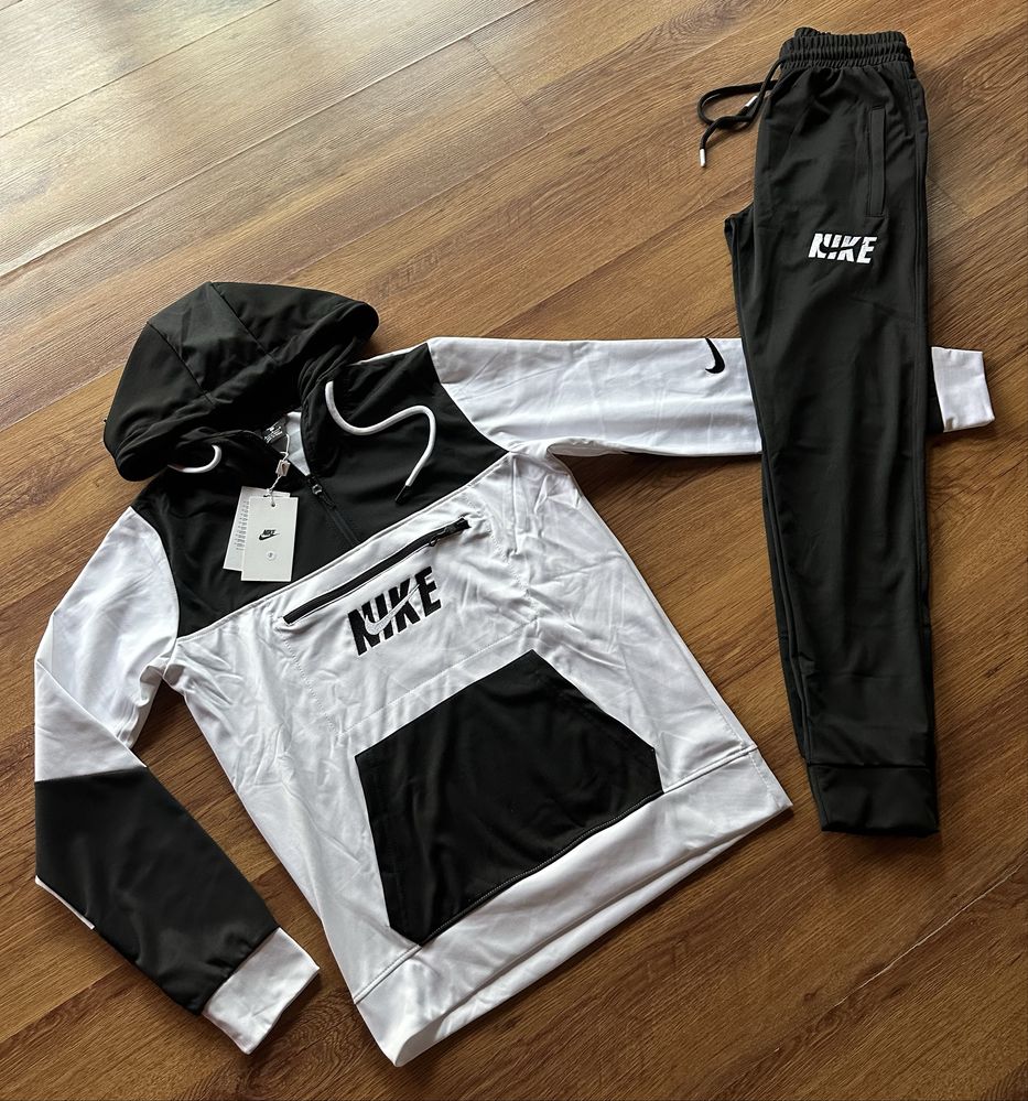Мъжки екип Nike в черно с бяло,материята е памук с ликра