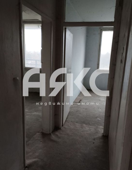 Тристаен апартамент в кв.Люлин 3 - до МЕТРОСТАНЦИЯ