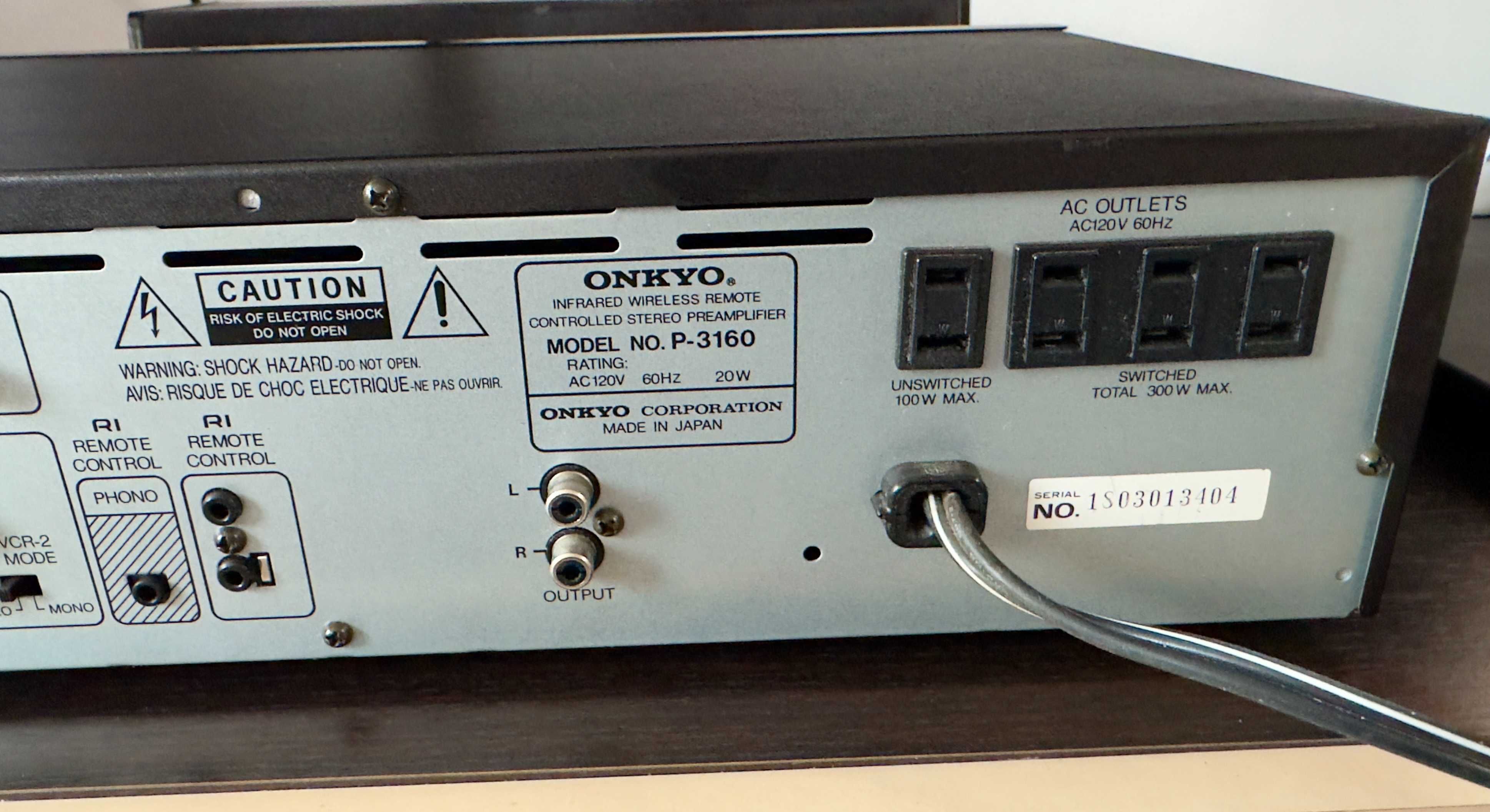 Preamplificator Onkyo P-3160 impecabil ideal pentru pickup vinil