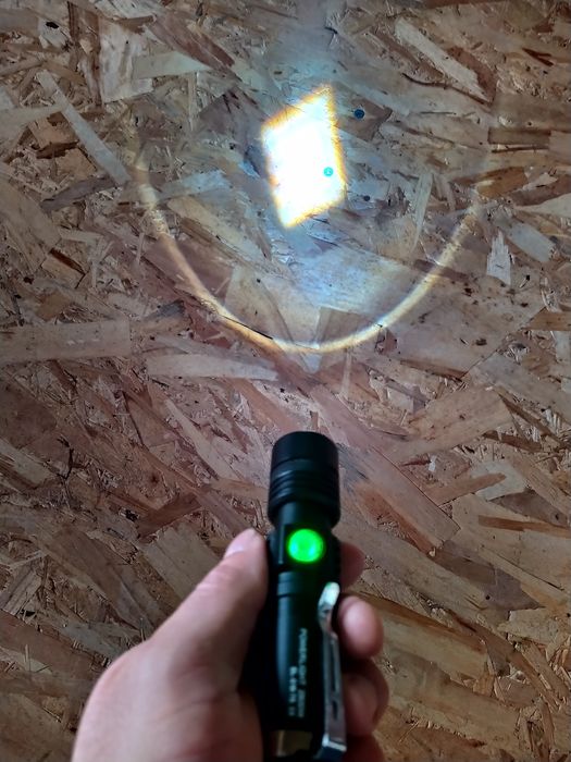 Lanterna cu lupa Powerlight T6 incarcare prin cablu USB Cu Acumulator