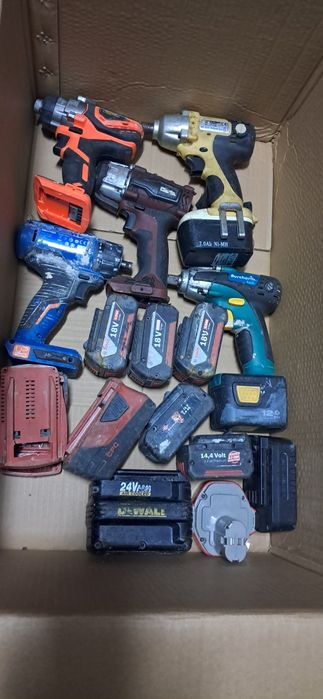 Toate Scule si acumulatori defecte la 500 ron