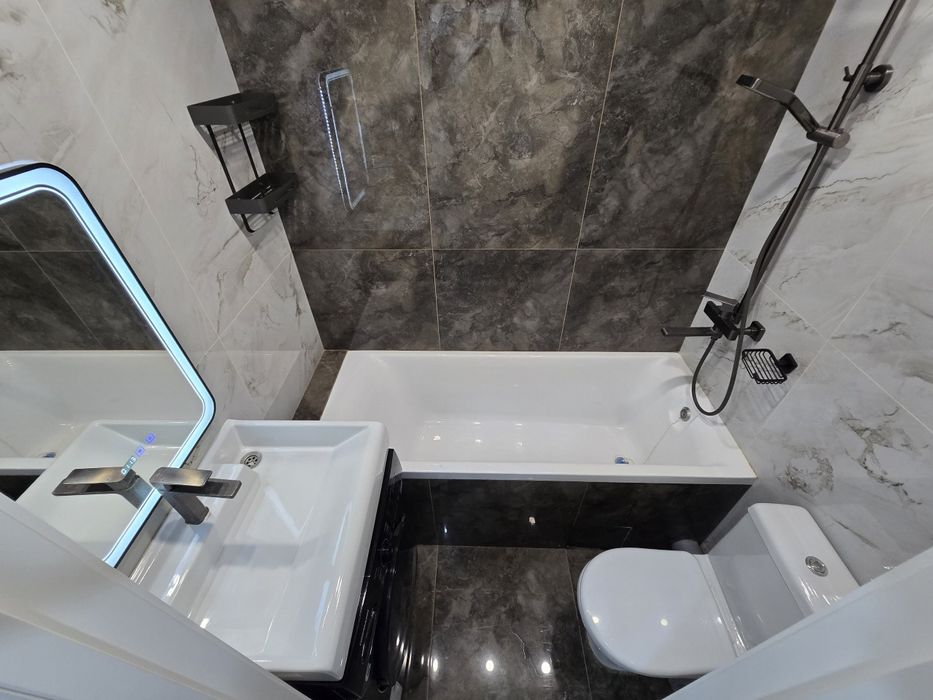 Чиланзар 22 квартал.  1ком.  36м2. Евроремонт. Мебелью и техникой.